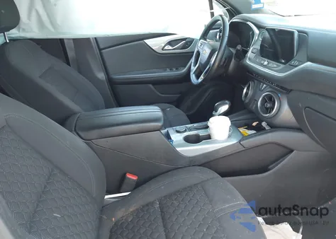 2020 Chevrolet Blazer Fwd 2Lt from USA, damaged, VIN 3GNKBCRS8LS675947